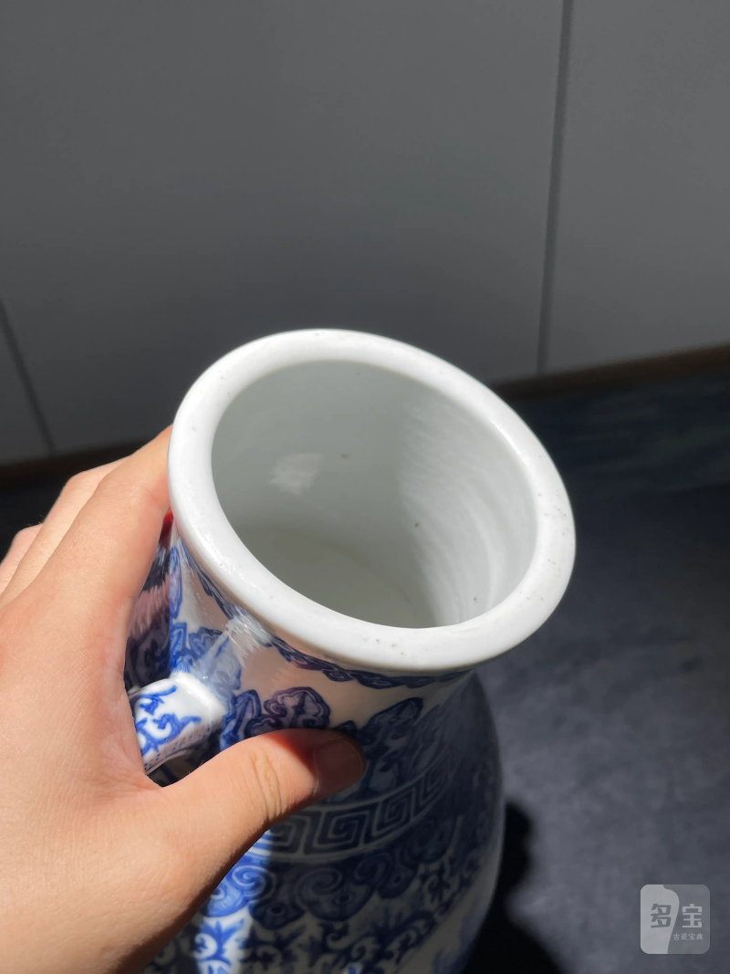 民国 青花缠枝莲开光耕织图双耳尊 - 图10